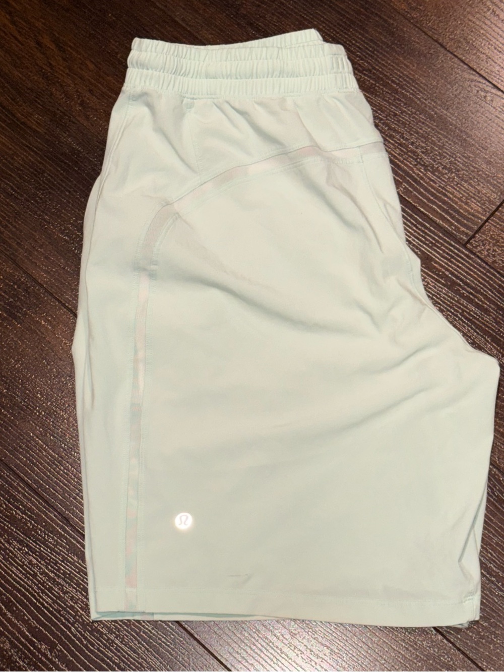 lululemon Pace Breaker 9” Lined Short Mens Size Large Light Mint Green
